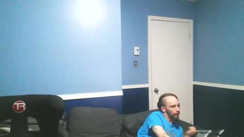 Snapshot of shawntheone3535b chatting on 02/18/25, 07:54 shawntheone online show from 02/18/25, 07:54