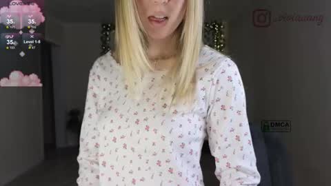 Snapshot of shawty_vi chatting on 11/11/25, 07:19 shawty_vi online show from 11/11/25, 07:19