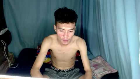 Snapshot of shayato_xyz chatting on 03/15/26, 02:23 eryx online show from 03/15/26, 02:23