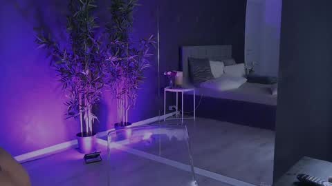 Snapshot of shayblonde chatting on 01/12/25, 12:39 shayblonde online show from 01/12/25, 12:39