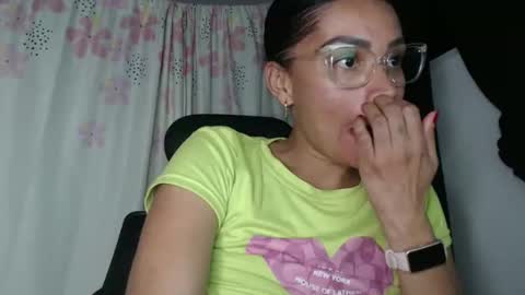 Shayna online show from 12/28/24, 01:29