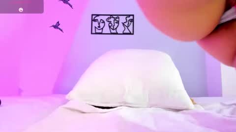 Snapshot of shayra_lopez chatting on 10/08/25, 10:07 Shayra online show from 10/08/25, 10:07