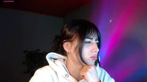 Snapshot of she_alice chatting on 03/27/26, 08:37 she_alice online show from 03/27/26, 08:37