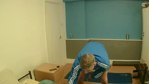 Snapshot of sheajay33 chatting on 12/02/24, 01:57 Sheajay online show from 12/02/24, 01:57