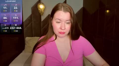 Snapshot of shedar_pretty chatting on 01/17/25, 09:39 Shedar online show from 01/17/25, 09:39