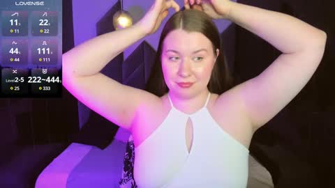 Snapshot of shedar_pretty chatting on 02/21/25, 09:13 Shedar online show from 02/21/25, 09:13