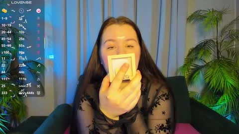 Snapshot of shedar_pretty chatting on 10/03/25, 05:26 Shedar online show from 10/03/25, 05:26