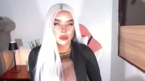 Snapshot of sheenafrost chatting on 03/21/26, 05:38 sheenafrost online show from 03/21/26, 05:38