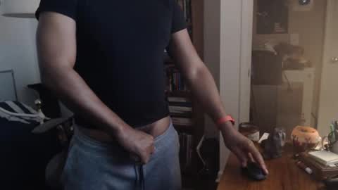 Snapshot of sheepishlion chatting on 09/25/25, 01:53 sheepishlion online show from 09/25/25, 01:53