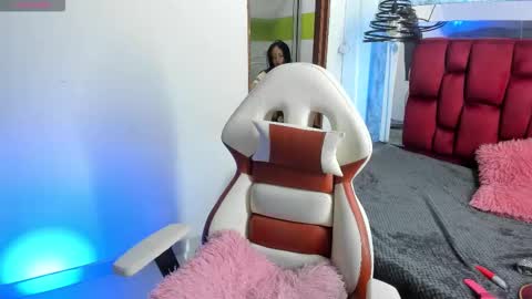 sheilly_brown online show from 10/17/25, 07:27