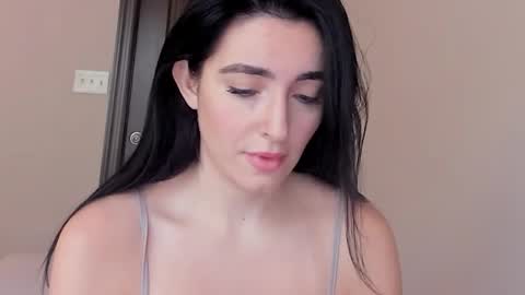 sheisallthat online show from 10/22/25, 07:46