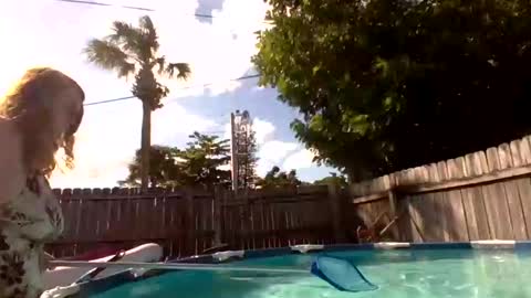 Snapshot of shelbyannn chatting on 10/13/25, 07:47 Red online show from 10/13/25, 07:47