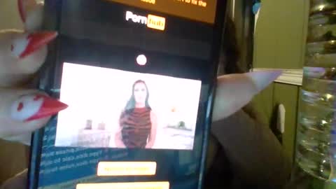 Snapshot of shelbyannn chatting on 03/04/26, 04:29 Red online show from 03/04/26, 04:29