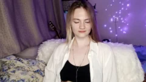 Snapshot of shelliegoza chatting on 07/21/26, 04:53 Ashley online show from 07/21/26, 04:53