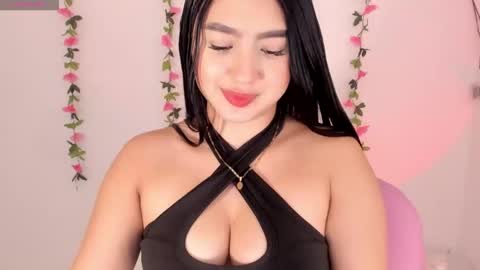 Snapshot of shelly_rohades chatting on 02/25/26, 02:10 online show from 02/25/26, 02:10