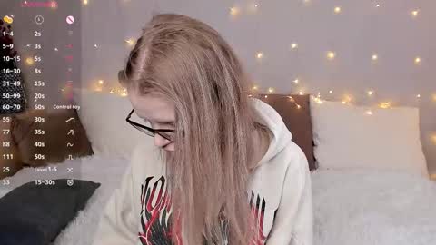 Snapshot of shellyboom chatting on 02/07/26, 06:11 shellyboom online show from 02/07/26, 06:11