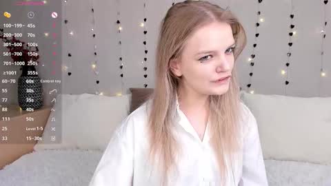 Snapshot of shellyboom chatting on 02/14/26, 08:49 shellyboom online show from 02/14/26, 08:49