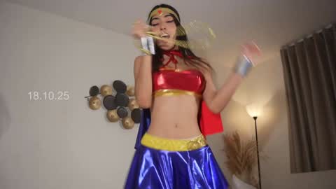  In instagram shena nomy online show from 10/18/25, 11:38