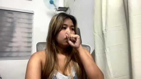 Snapshot of shenikamungia chatting on 05/10/26, 02:06 Sammy online show from 05/10/26, 02:06