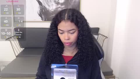 Shenna online show from 02/19/25, 01:06