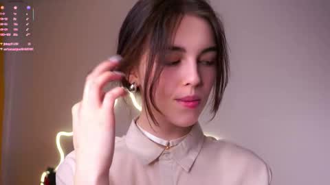 Mira online show from 02/04/26, 06:14