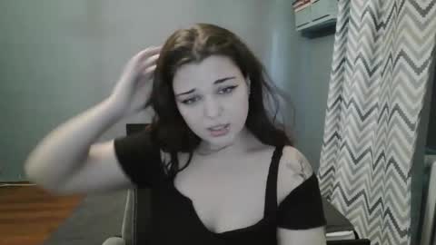 Snapshot of sheril_belton chatting on 10/08/25, 11:19 sheril_belton online show from 10/08/25, 11:19