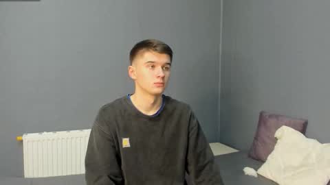 Max online show from 11/11/25, 06:41