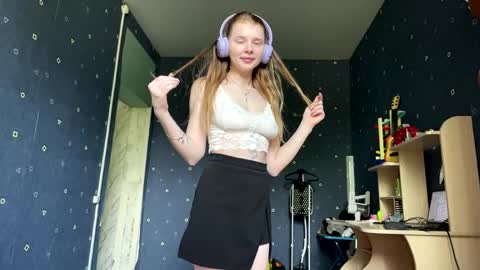 Snapshot of sherlyncreagh chatting on 05/14/26, 08:21 Kaayy online show from 05/14/26, 08:21
