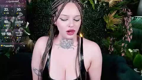 sherri_martinez online show from 10/04/25, 06:28