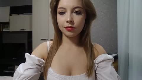 Snapshot of sherryberry_ chatting on 11/25/25, 05:13 Sherry online show from 11/25/25, 05:13