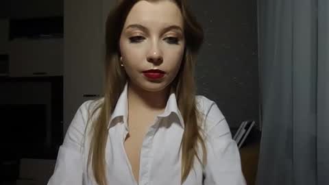 Snapshot of sherryberry_ chatting on 12/01/25, 05:18 Sherry online show from 12/01/25, 05:18