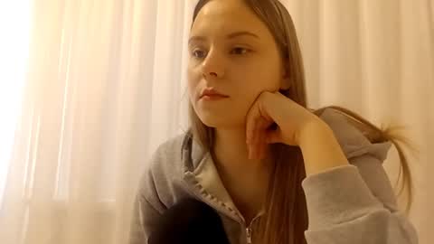 Snapshot of sherrylkeep chatting on 02/21/26, 02:01 Lisa online show from 02/21/26, 02:01