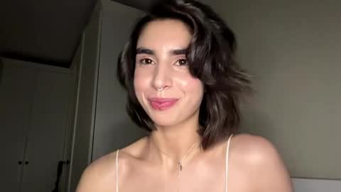 Snapshot of sheryllmafua chatting on 05/11/26, 02:45 Amy online show from 05/11/26, 02:45