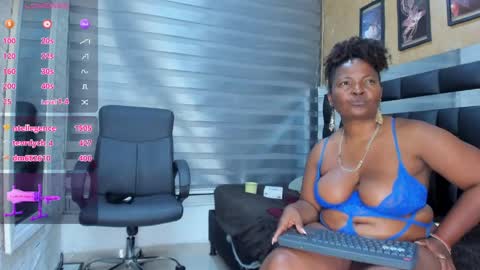 sheyla__ebony online show from 04/29/26, 12:16