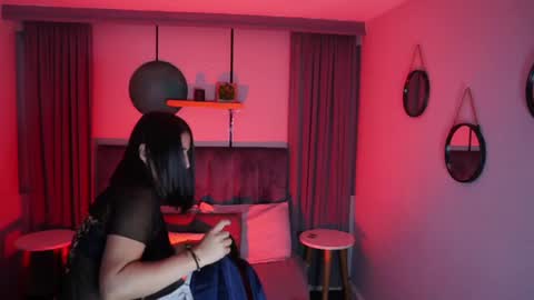 Sheyla online show from 02/12/25, 04:01