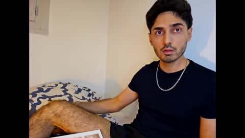 Snapshot of shhervin chatting on 12/13/25, 08:04 shhervin online show from 12/13/25, 08:04