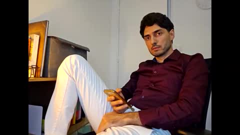 Snapshot of shhervin chatting on 05/01/26, 01:37 shhervin online show from 05/01/26, 01:37