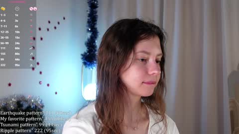 Snapshot of shickshackshock chatting on 01/04/25, 07:13 Iris online show from 01/04/25, 07:13
