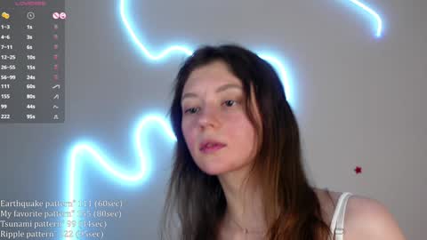 Snapshot of shickshackshock chatting on 01/13/25, 08:04 Iris online show from 01/13/25, 08:04