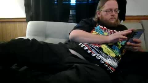 shifty885 online show from 10/31/25, 08:43