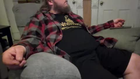 Snapshot of shifty885 chatting on 02/14/26, 01:24 shifty885 online show from 02/14/26, 01:24