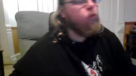 Snapshot of shifty885 chatting on 02/15/26, 01:13 shifty885 online show from 02/15/26, 01:13