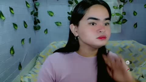 shimilove online show from 02/17/25, 09:46