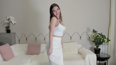 Chanel online show from 12/06/24, 03:44