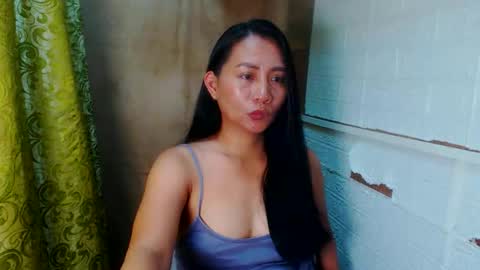 Snapshot of shinecathy chatting on 10/22/25, 07:19 shine online show from 10/22/25, 07:19