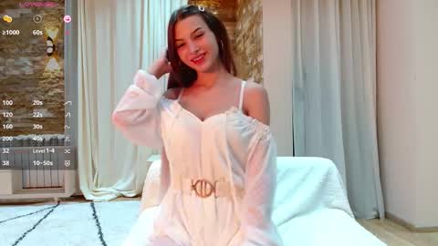 Snapshot of shinechanel chatting on 09/25/25, 01:20 ShineChanel online show from 09/25/25, 01:20