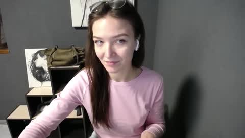 Snapshot of shining_pearl chatting on 03/30/26, 07:09 Jesica online show from 03/30/26, 07:09