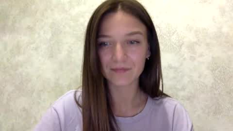 Snapshot of shining_pearl chatting on 07/22/26, 09:17 Jesica online show from 07/22/26, 09:17