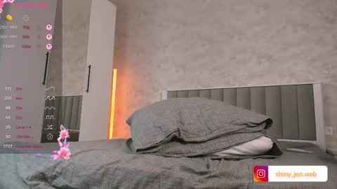Jennifer  Streaming time online show from 05/04/26, 06:37