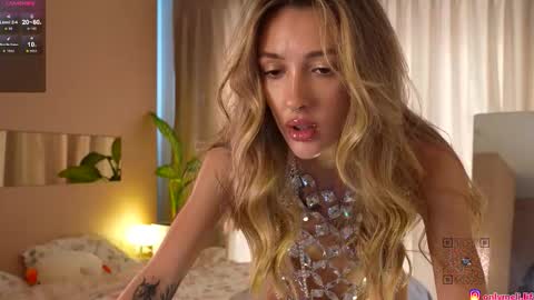 Snapshot of shinyways chatting on 09/16/25, 03:07 Melissa online show from 09/16/25, 03:07